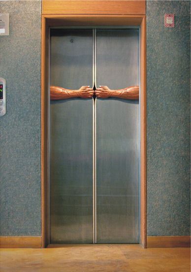 Супер реклама в асансьор